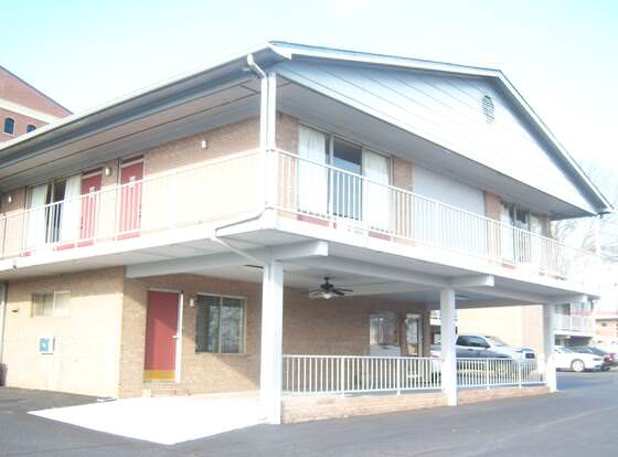 Budgetel Inn and Suites allows check-in for 18 year-old guests