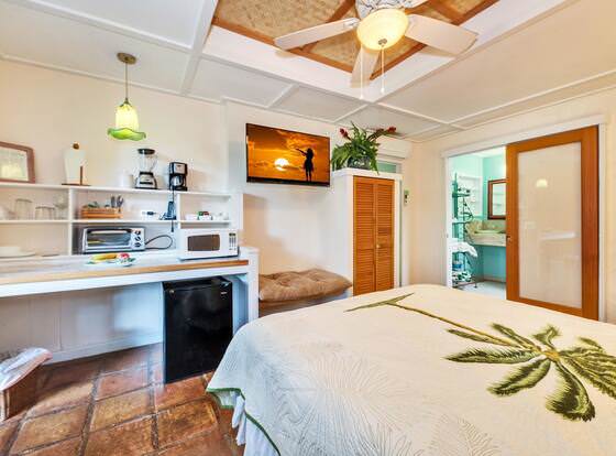 Hawaii Sheffield House allows check-in for 18 year-old guests