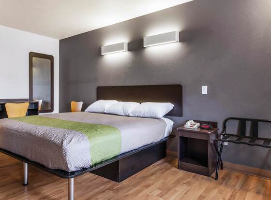 Studio 6 Alexandria, LA allows check-in for 18 year-old guests