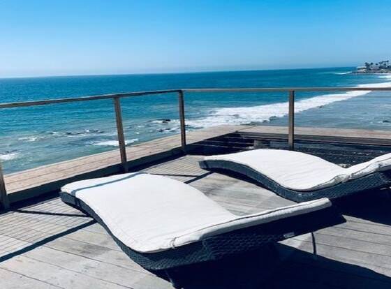 Malibu Ocean Front Villa allows check-in for 18 year-old guests
