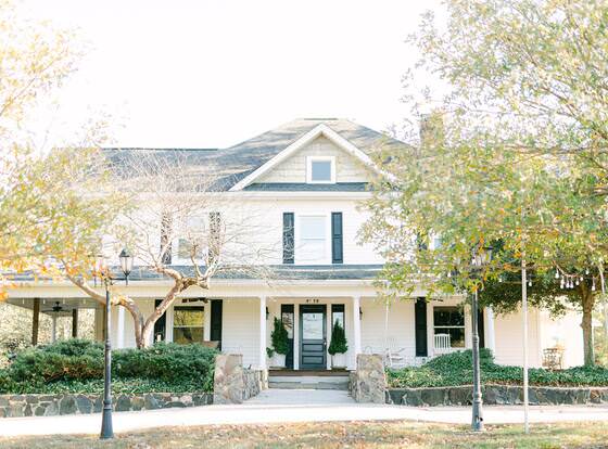 The Groome Inn allows check-in for 18 year-old guests